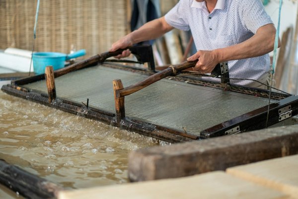 Peut-on trouver une croisière qui propose des ateliers de fabrication de papier en Thaïlande?